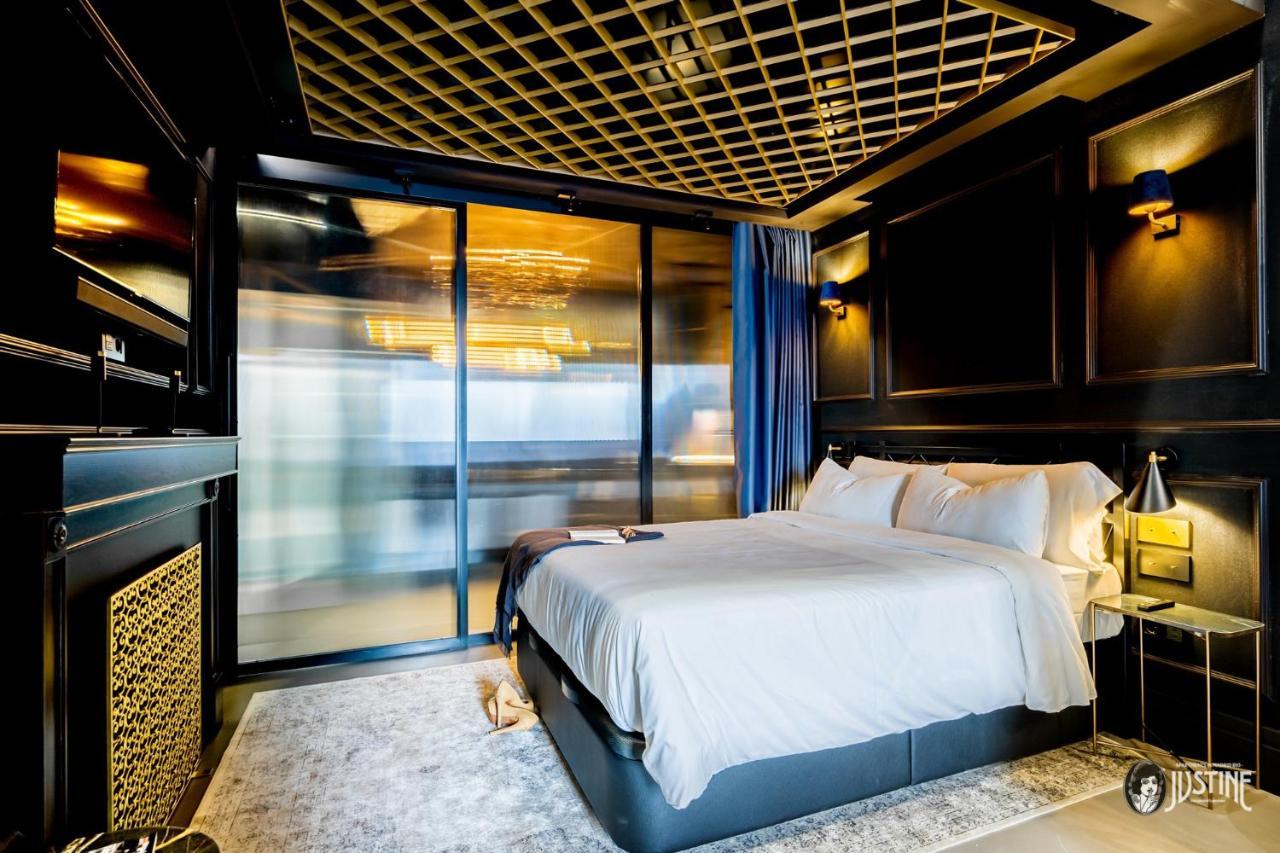 Suite Shibari: Elegant Madrid Rio Apartment Exterior photo